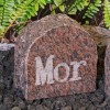 Navnesten - Rosa - Mor eller Far