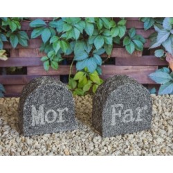 Navnesten - Grå- Mor eller Far